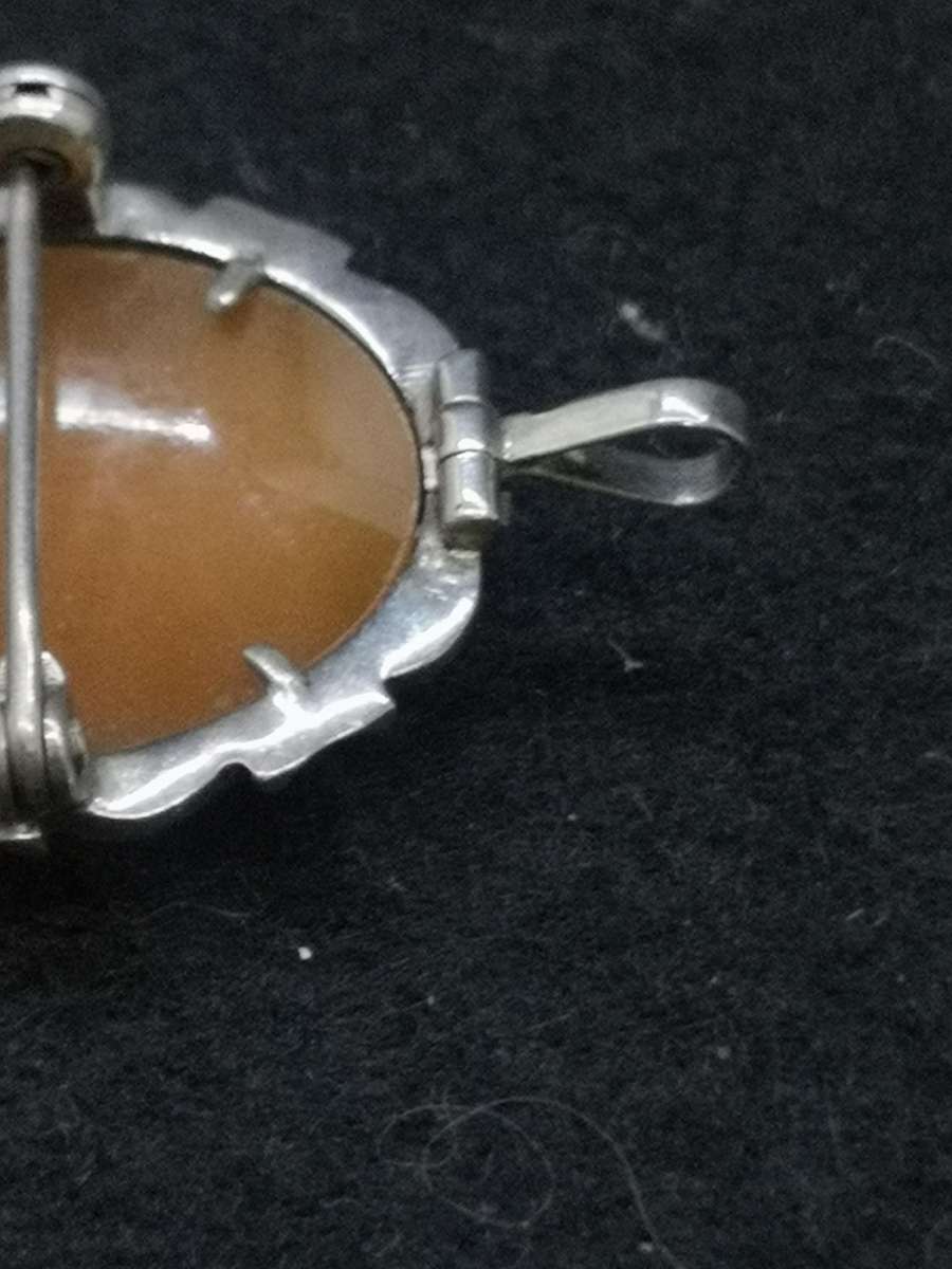 High craftmanship Cameo brooch/pendant set in silver