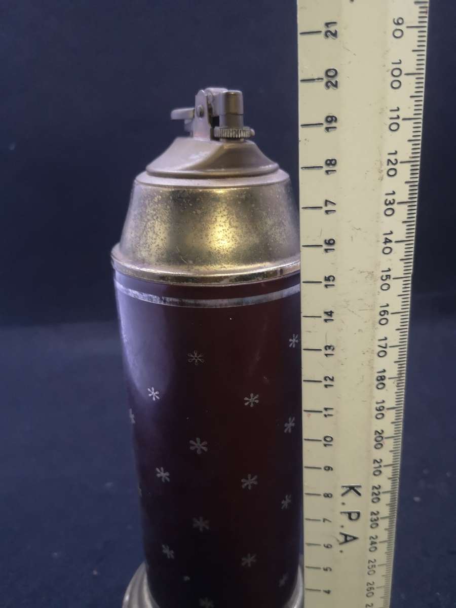 Vintage cigarette dispenser