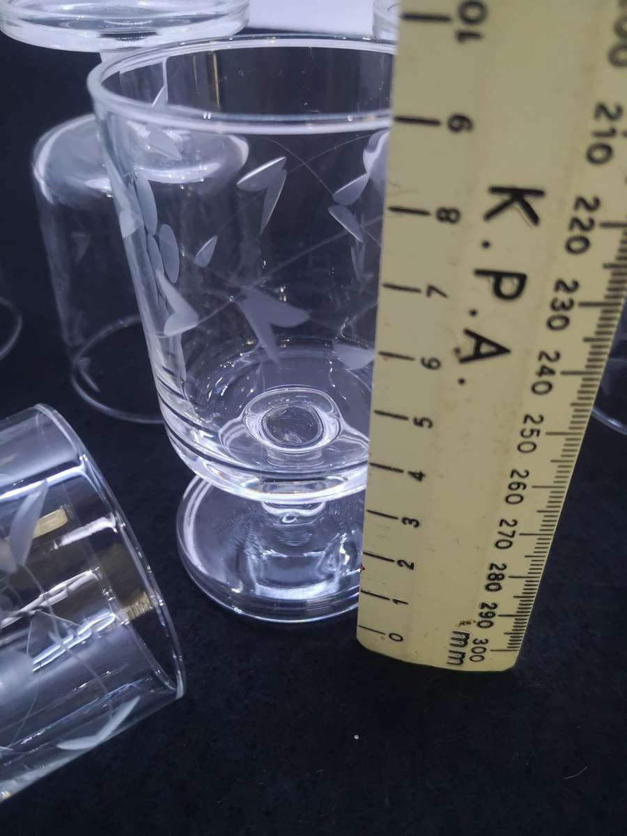 Set of 12 footed clear glass set