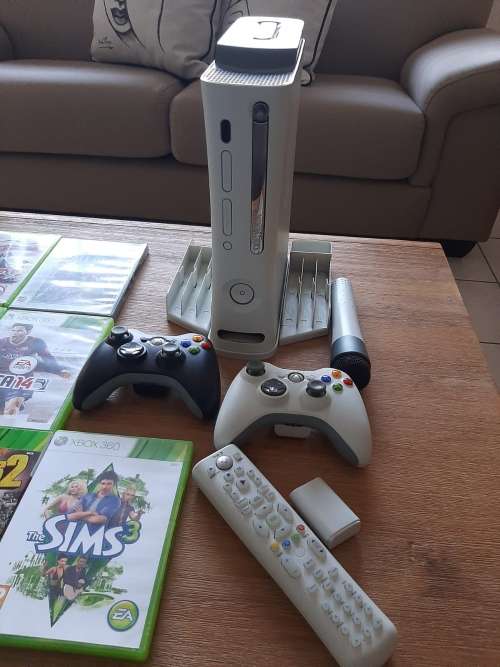 Microsoft Xbox 360 250Gb With 2 Controllers And 2 Xbox Guitars And Microphone With 6 Games