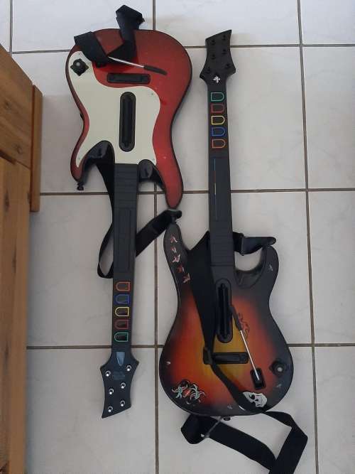 Microsoft Xbox 360 250Gb With 2 Controllers And 2 Xbox Guitars And Microphone With 6 Games