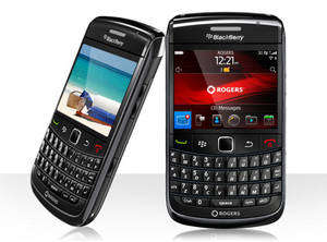 brand new blackberry 9780 with 4GB SD card and carry pouch