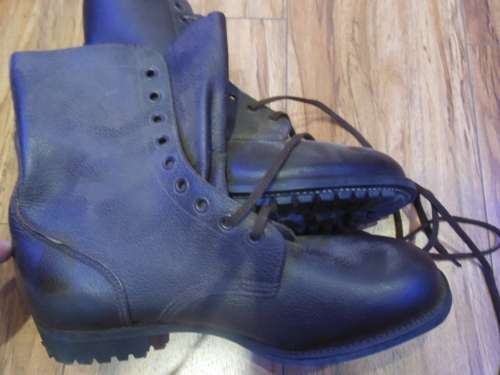 COMBAT BOOTS SIZE 292M (11) NEW!!!