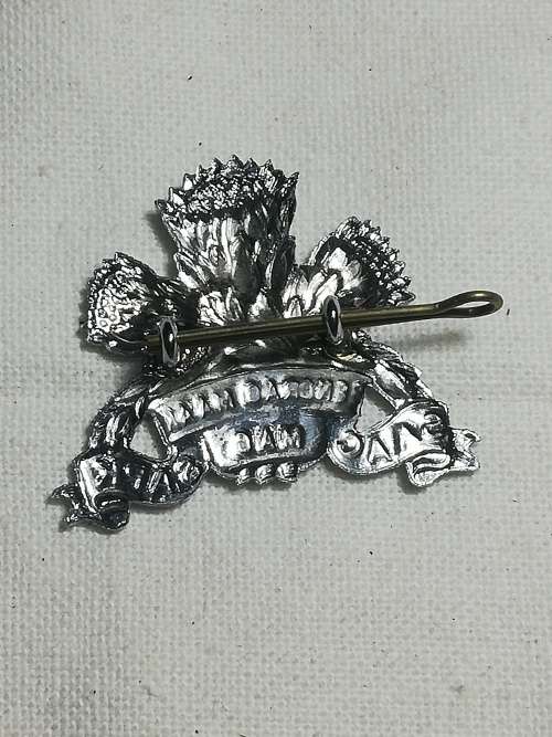 SA ARMOUR CORPS CAP BADGE