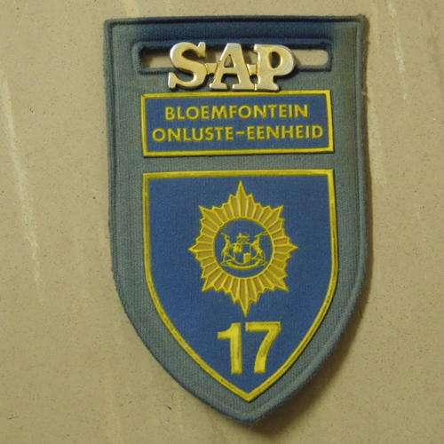 BLOEMFONTEIN ONLUSTE EENHEID (17) ALL PINS