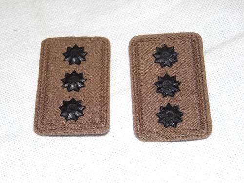SANDF CAPT COLLAR RANK SET