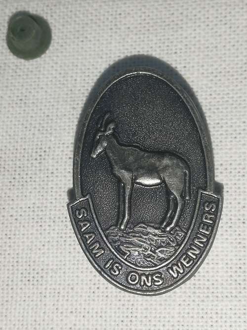 BOSHOF COMMANDO BERET BADGE