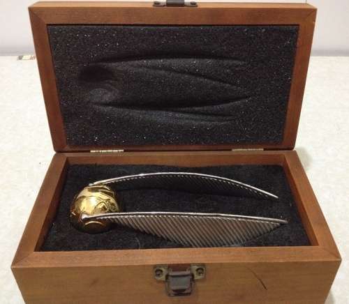 2001 Harry Potter and the Philosopher's Stone, Snitch Warner Bros. Movie Prop