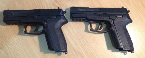 KWC Sig Sauer SP2022 Replic 4.5mm Co2 BB Pistol Sold as spares! Trigger fires no Mags