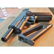 UMAREX 1911 Full Metal Blowback 4.5mm Co2 + ***FREE STUFF***