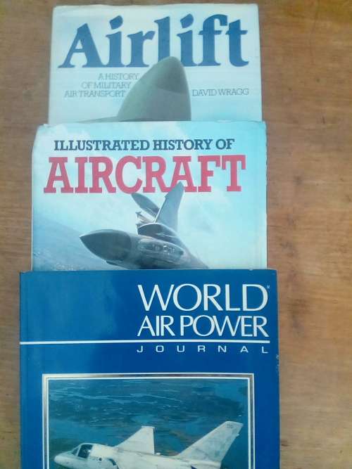 Aircraft books 3 for 1 bid
