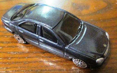 Mercedez Benz - Die Cast by Maisto