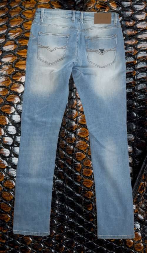 Guess Jeans 34 Skinny New with tags