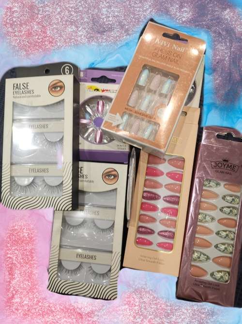 Mix bundle - nails and eyelashes