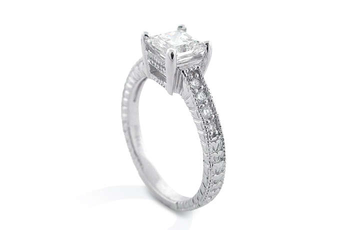 1.20 CT E VS 14K GOLD PRINCESS DIAMOND ENGAGEMENT RING