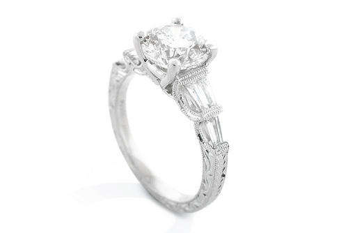 1.47 CT E VS ANTIQUE ROUND DIAMOND ENGAGEMENT RING