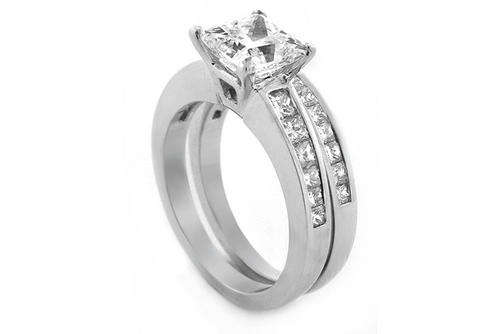 3.05 CT PRINCESS CUT DIAMOND ENGAGEMENT RING SET