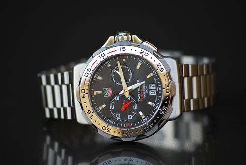 Tag Heuer : Formula 1 Alarm Brand new unworn**CRAZY WEDNESDAY R1 NO RESERVE AUCTION**