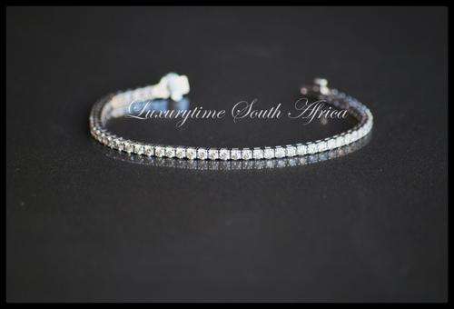 DIAMOND TENNIS BRACELET 5 CT CERTIFIED***1st BIDDER WILL WIN IT - HIGH QUALITY***