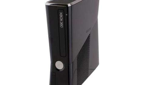 Xbox 360 Slim 250gb *including games