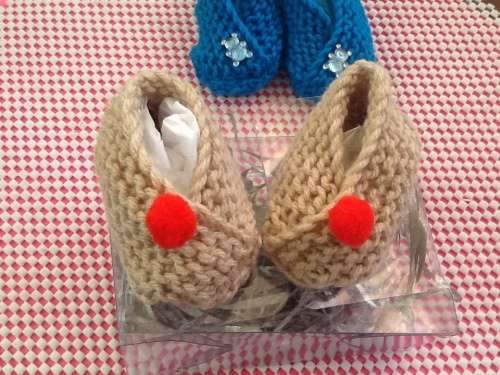 BABY "KIMONO" SLIPPERS - R 29.90 a pair