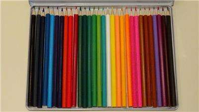 COLOUR-IN THERAPY GIFT PACK