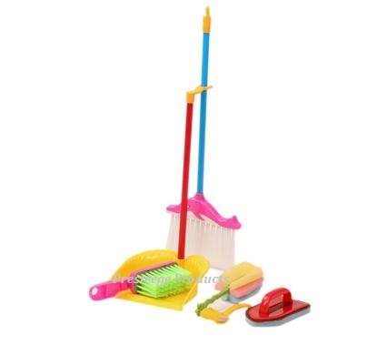 1 x Kids Cleaning Play set