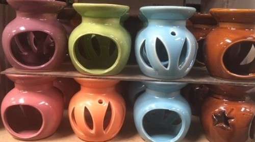 1 x Ceramic Oil Burner Assorted Colours, 8.5cm