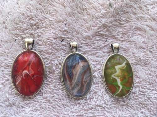 1 X  3 cm OVAL PENDANT UNIQUE ONE-OF-A-KIND