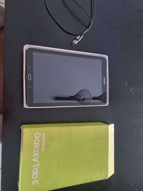 Samsung Galaxy Tab E