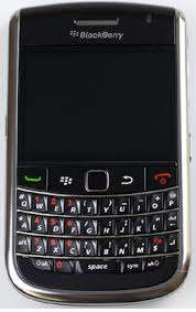 BLACKBERRY 9650 IN EXCELLENT WORKING CONDITION. UNLOCKED ON ALL NETWORKS. BIS ON ALL NETWORKS