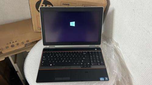 DELL LATITUDE E6520 LAPTOP :4G RAM, CORE i5-2520 2.5G, 120GB SSD,512MB NVIDIA ,WIN 10, USED BATTERY