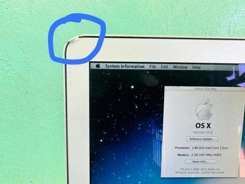 APPLE MACBOOK AIR A1369: CORE 2 DUO 1.86GHZ, 2GB RAM, 250GB STORAGE. MAC OS X 10.8.  CLEAN!!!!!