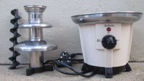 SUNBEAM Chocolate Fountain