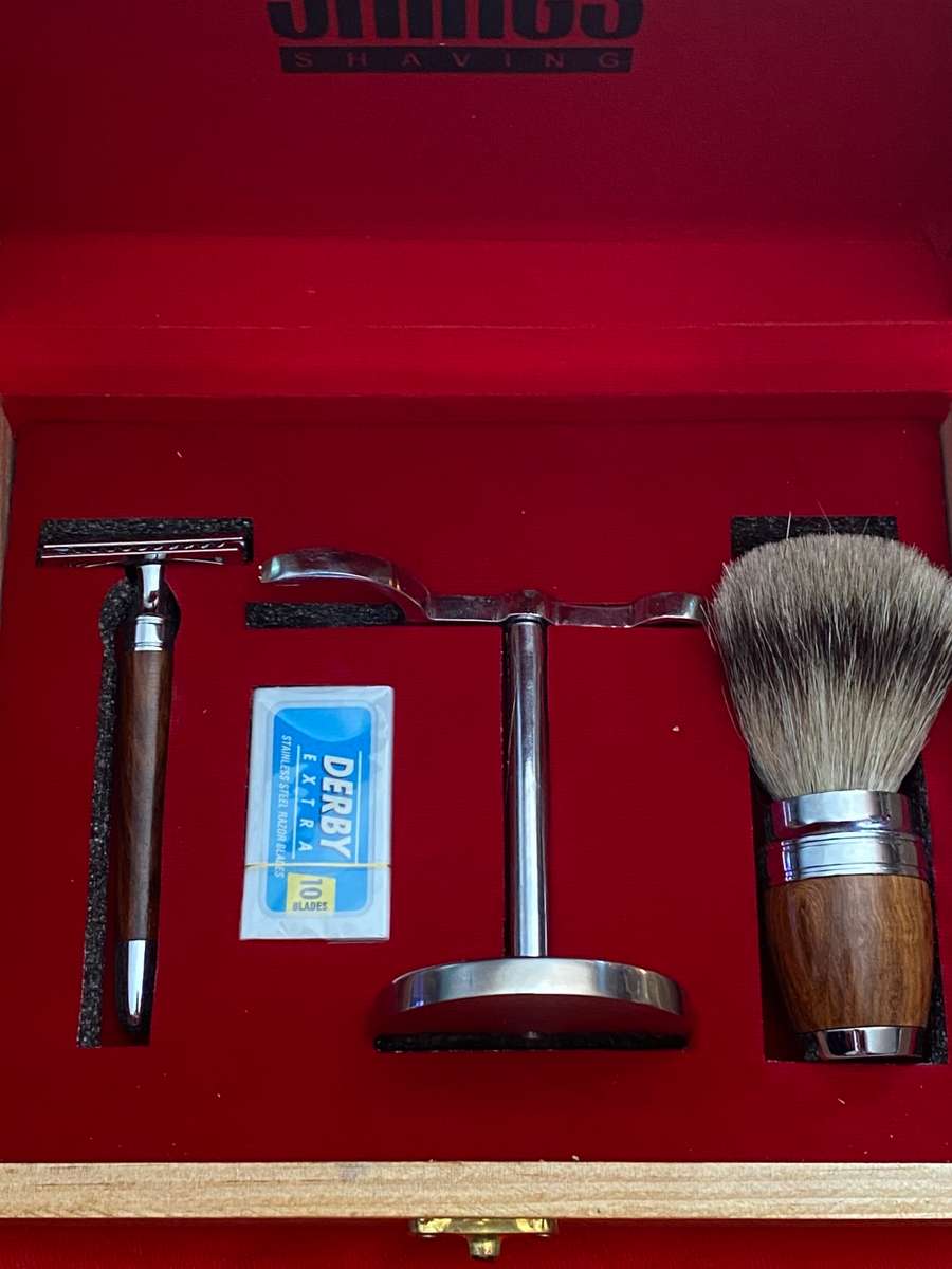 Old Shaving Kit