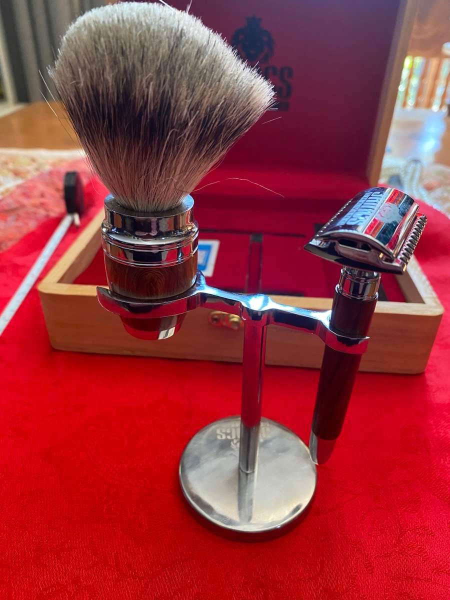 Old Shaving Kit
