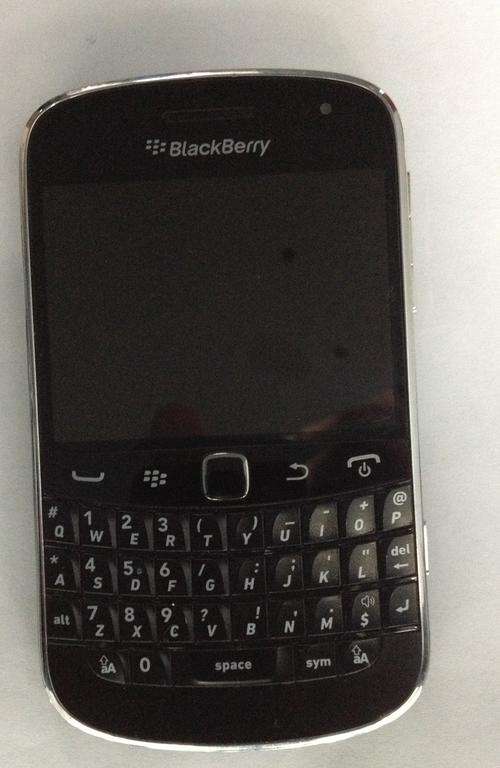 BlackBerry 9900 - Excellent condition