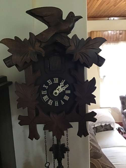 German cuckoo clock. One day. Fair condition.