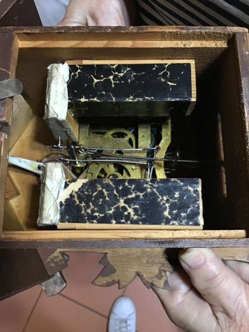 German cuckoo clock. One day. Fair condition.