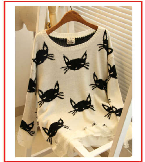 ON SALE ~ Sweater Cat Print Frayed White [Medium - Large]