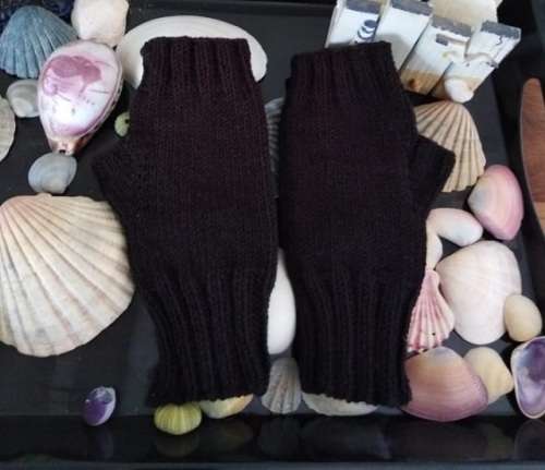 FLASH SALE  Fingerless Gloves (Black Stretch) Knitted
