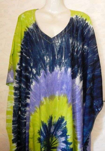 Ladies tie dye kaftan  - POSTAGE  FREE IN S.A.