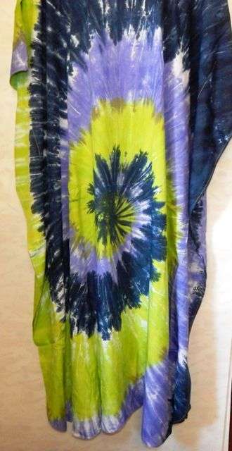 Ladies tie dye kaftan  - POSTAGE  FREE IN S.A.