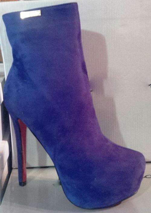 Ladies sissy boy ankle boots size 5 - FREE POSTAGE IN S.A.