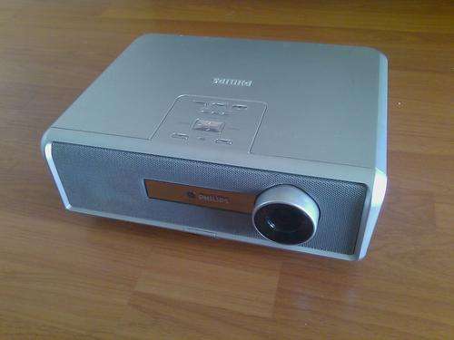 Phillips Data Project bClever - Needs new lamp