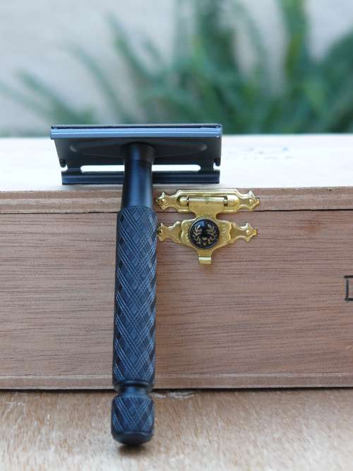 Gillette Tech Vintage - DE=RAILED Double Edge Razor ©CERAKOTE