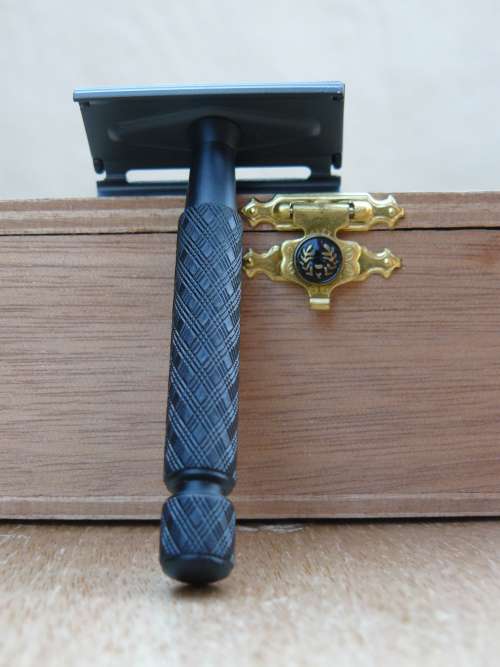 Gillette Tech Vintage - DE=RAILED Double Edge Razor ©CERAKOTE