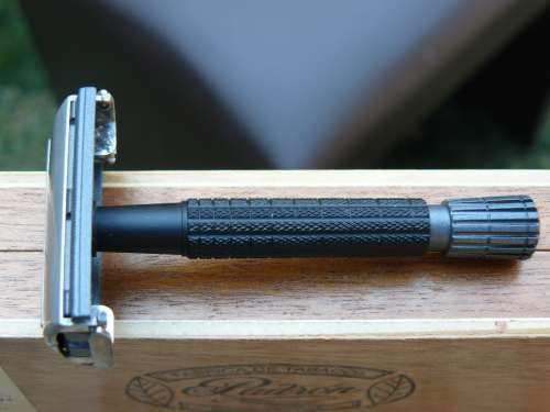 Gillette Vintage - DE=RAILED Double Edge Razor ©CERAKOTE