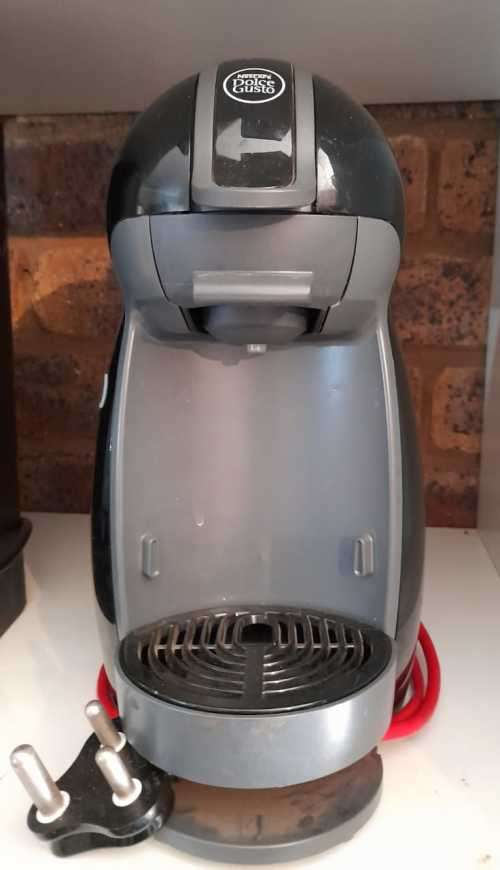Dolce gusto coffee machine