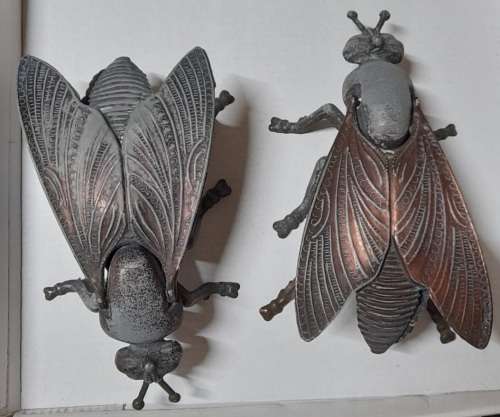 BEAUTIFUL VINTAGE ART DECO BRASS FLY ASHTRAY /TRINKET SET